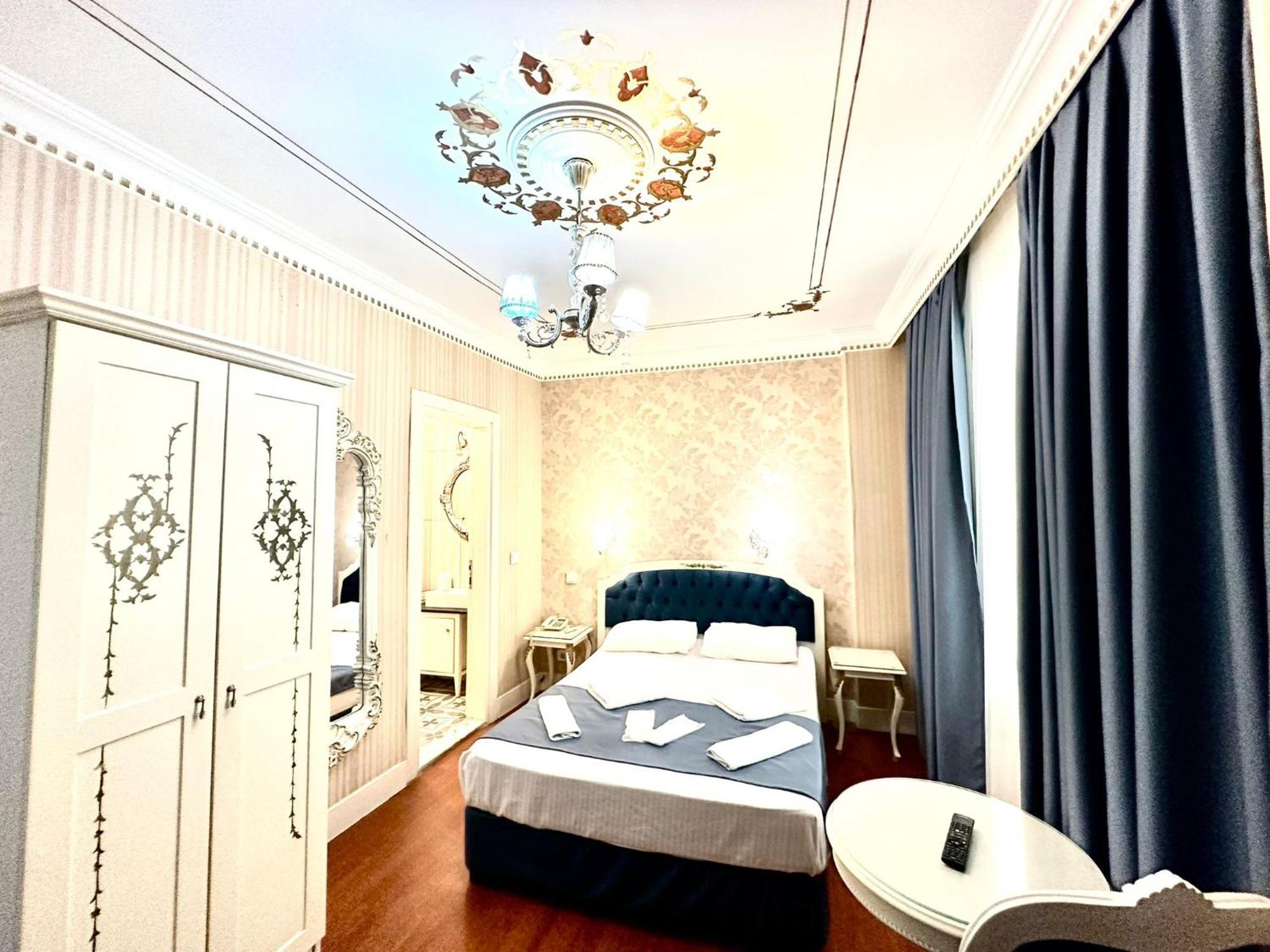 Alyon Hotel Taksim Estambul Exterior foto