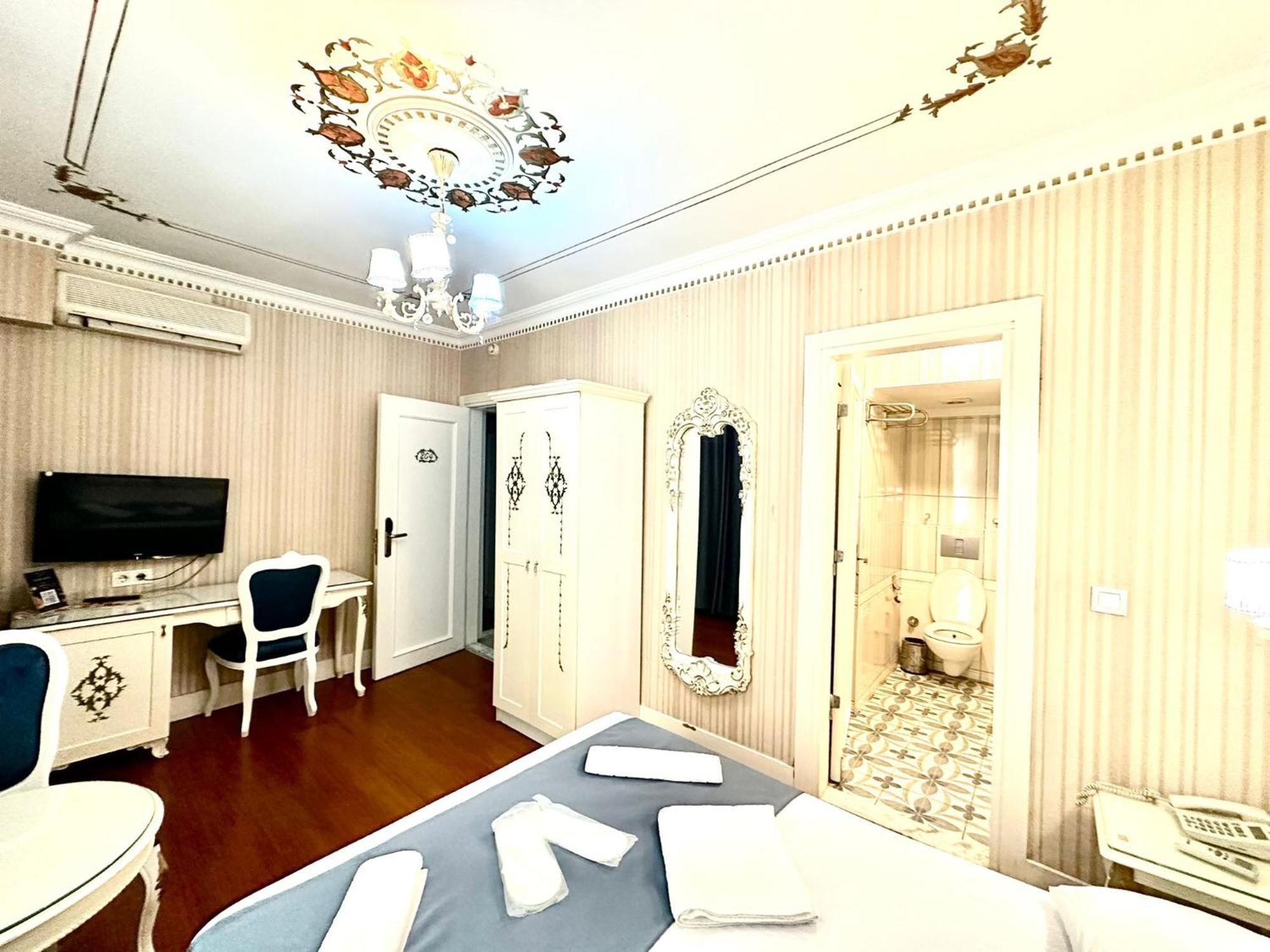 Alyon Hotel Taksim Estambul Exterior foto